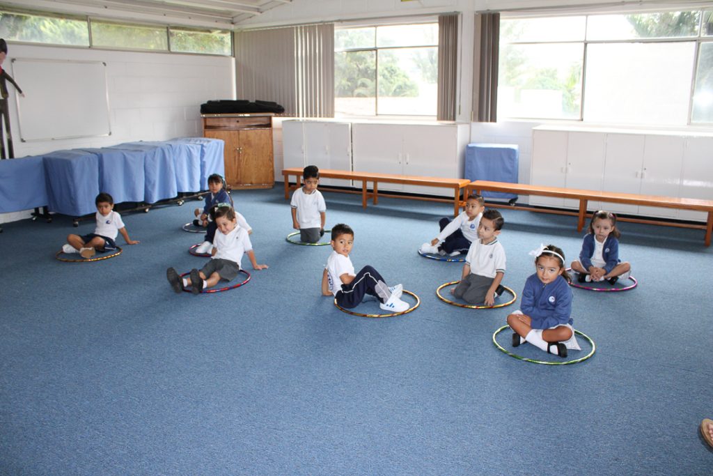 Actividad de música y movimiento en preescolar