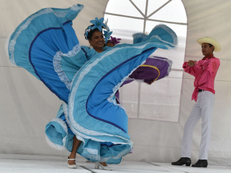 Celebración del Grito de Independencia | CEC Preescolar