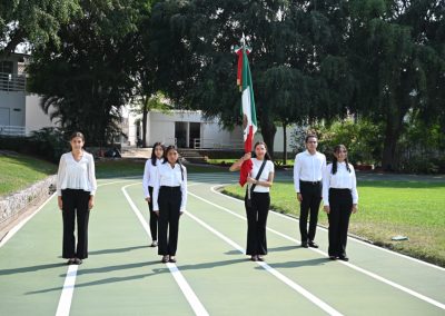 Honores a la bandera de Preparatoria